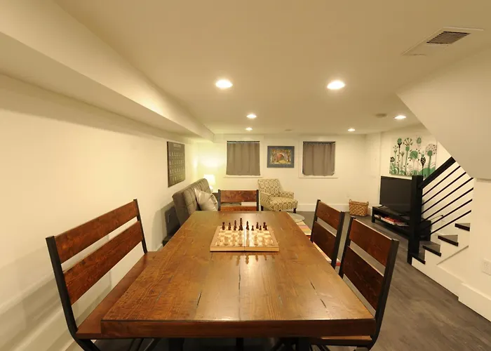 Cherry Blossom Townhouse, Easy Dc Access
