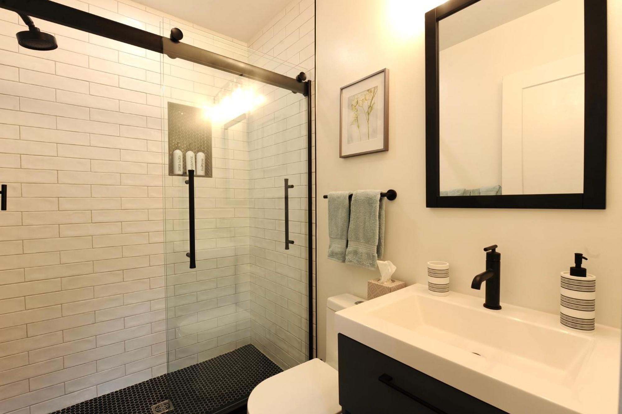 Holiday home Cherry Blossom Townhouse, Easy Dc Access *